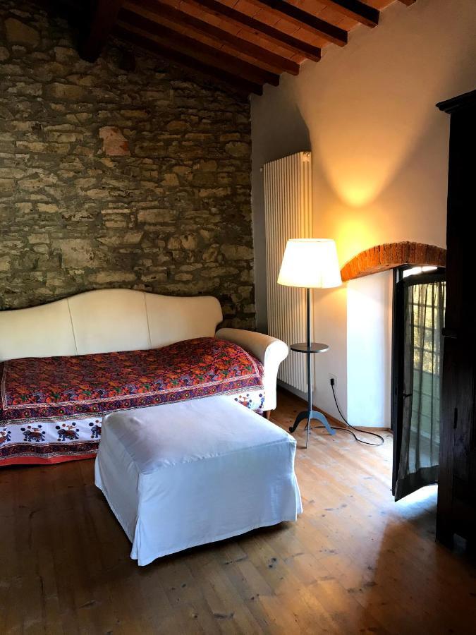 Hostal Il Pezzatino Rufina Exterior foto