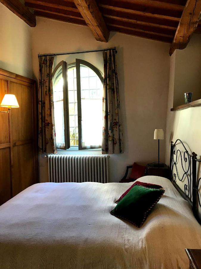 Hostal Il Pezzatino Rufina Exterior foto